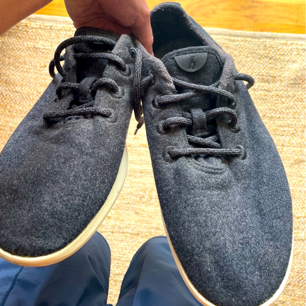 Men’s allbirds shoes size 9 grey